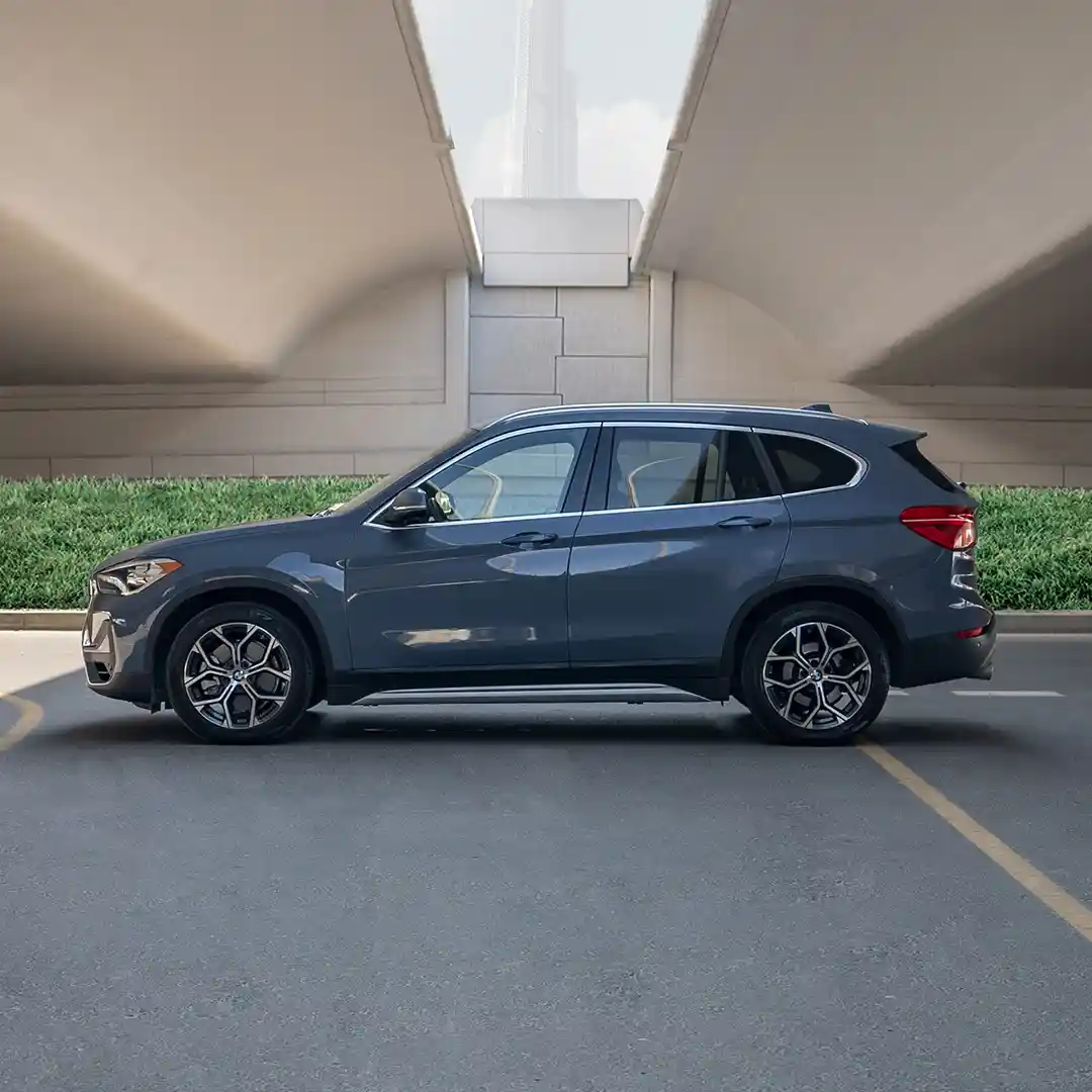 BMW X1 – Gray - 5