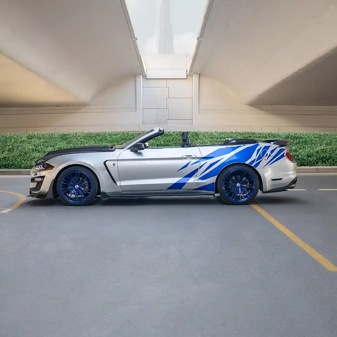 Ford Mustang – Silver + Blue - 5