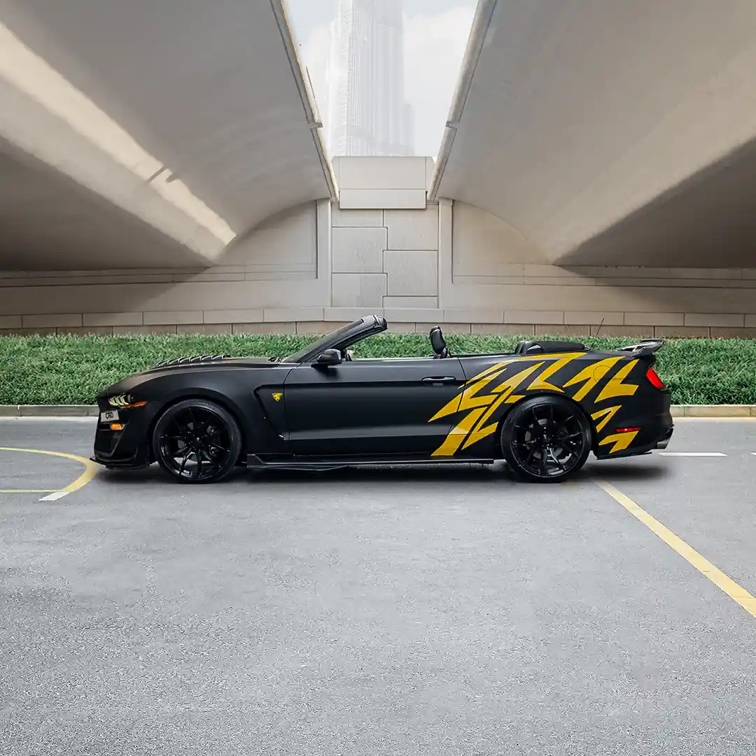 Ford Mustang – Yellow + Black - 5