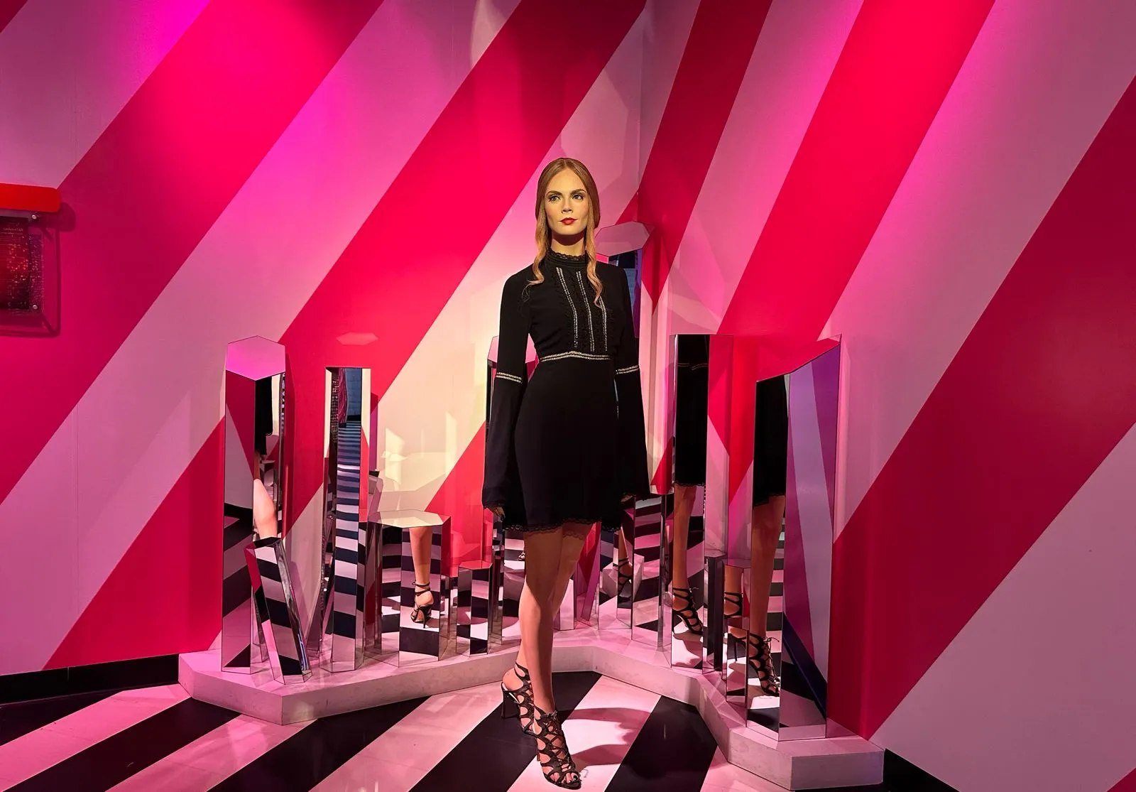 Madame Tussauds Dubai - Image 5