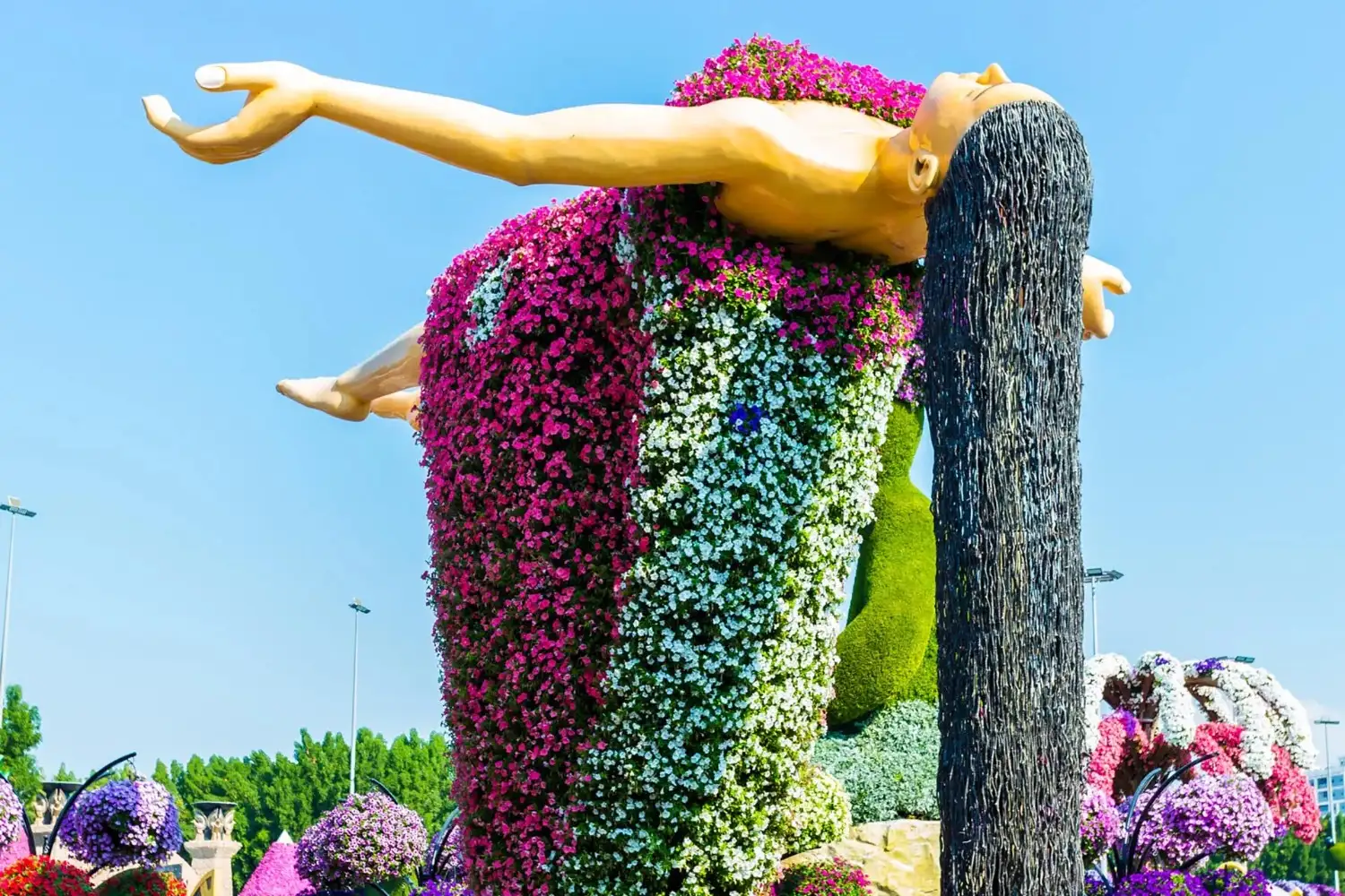  Dubai Miracle Garden