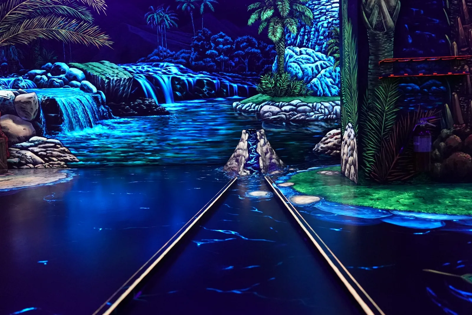 3D Blacklight Minigolf Dubai