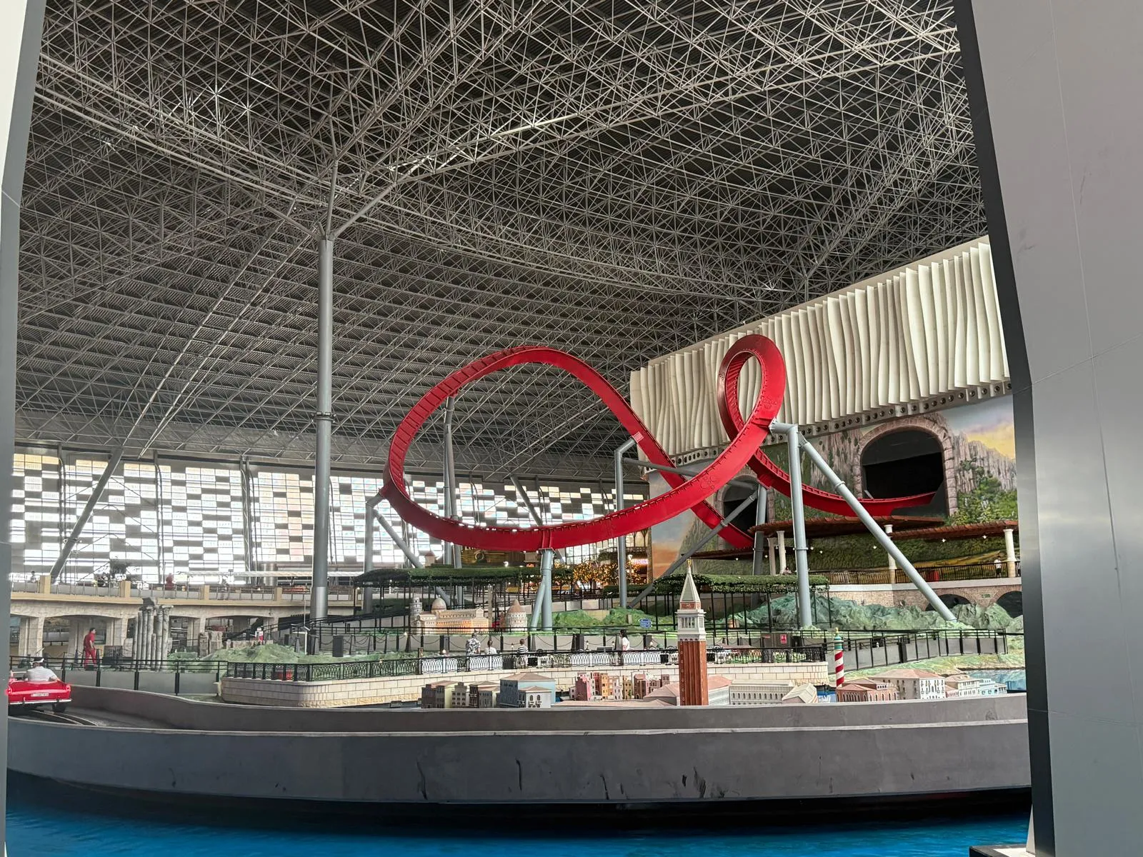 Yas Island Abu Dhabi Çoklu Park Bileti - Image 4