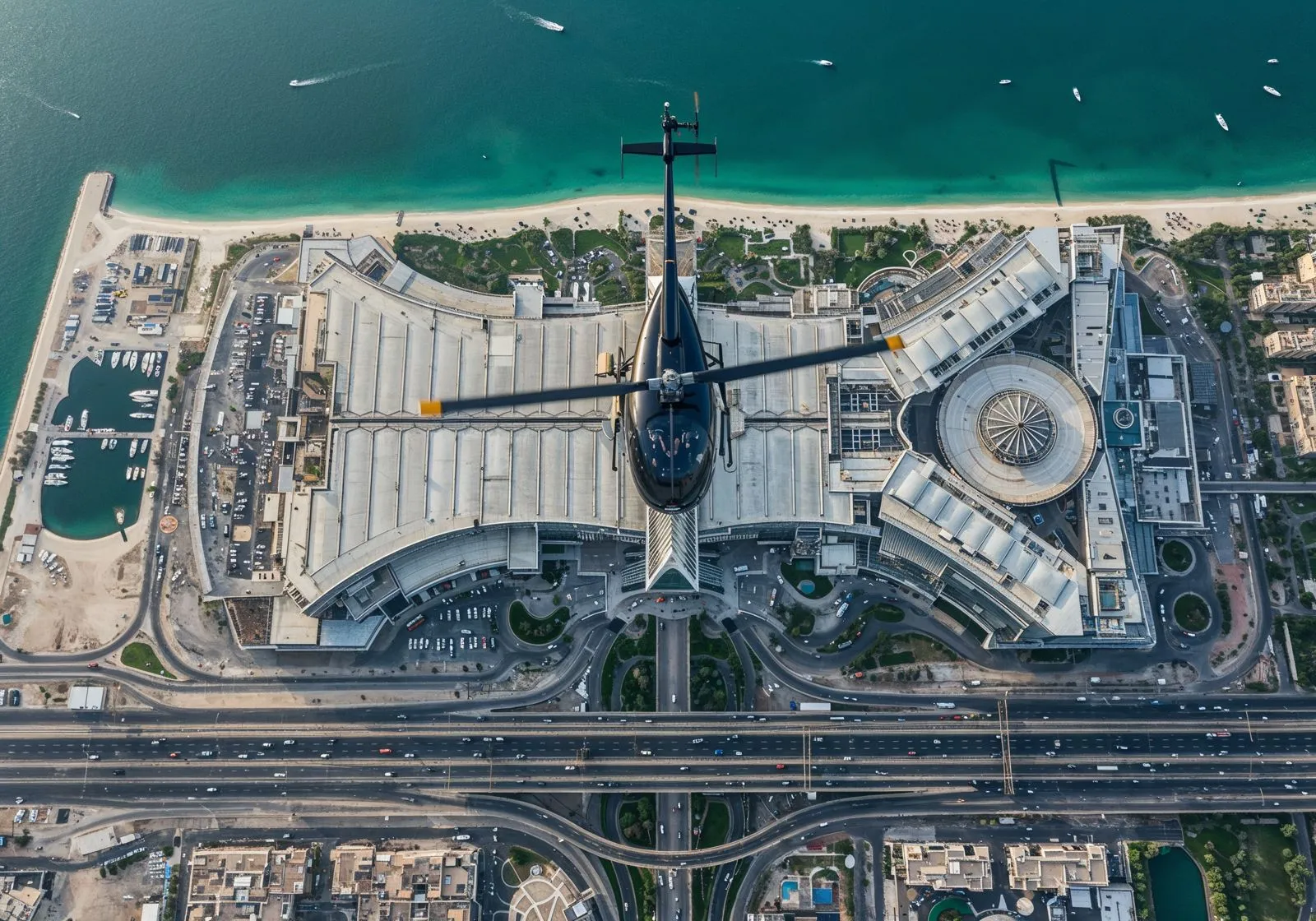 Abu Dhabi Helicopter Tour