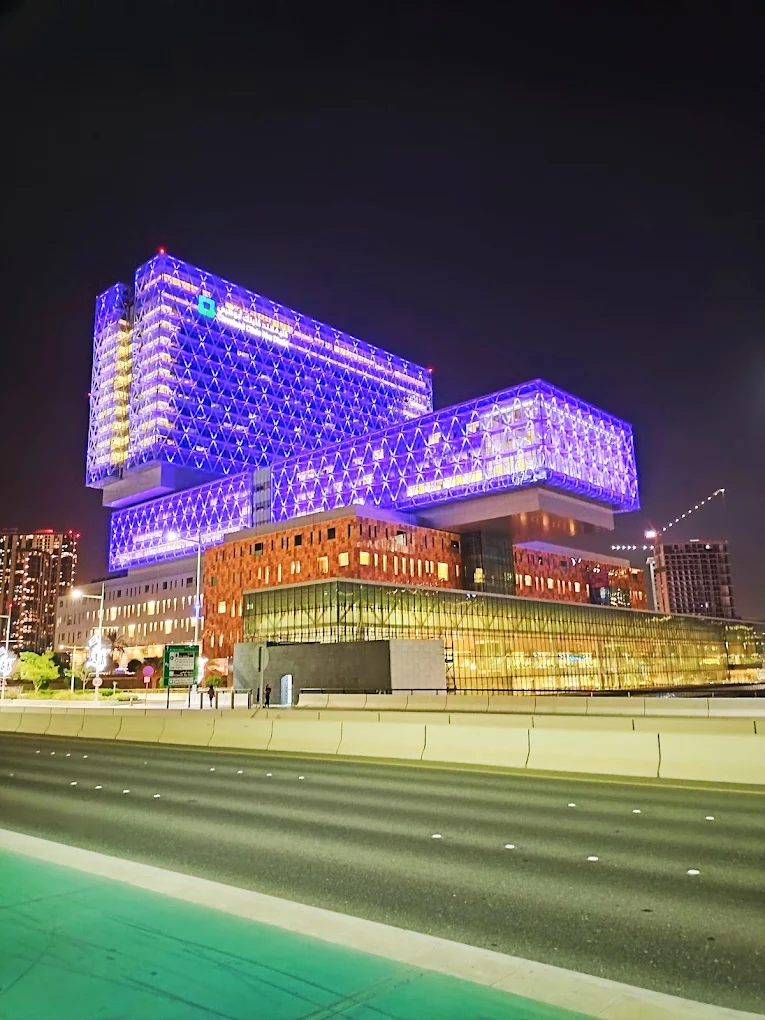 Cleveland Clinic Abu Dhabi‎