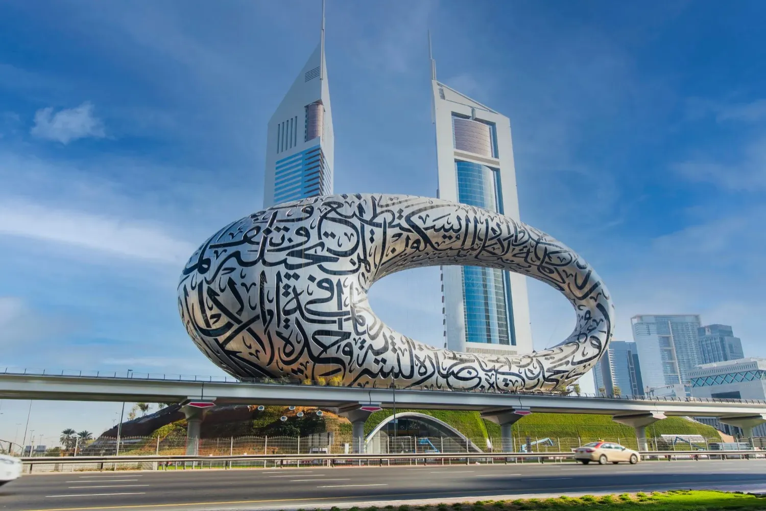 Dubai Özel Şoförlü VIP İkonik Yerler Turu
