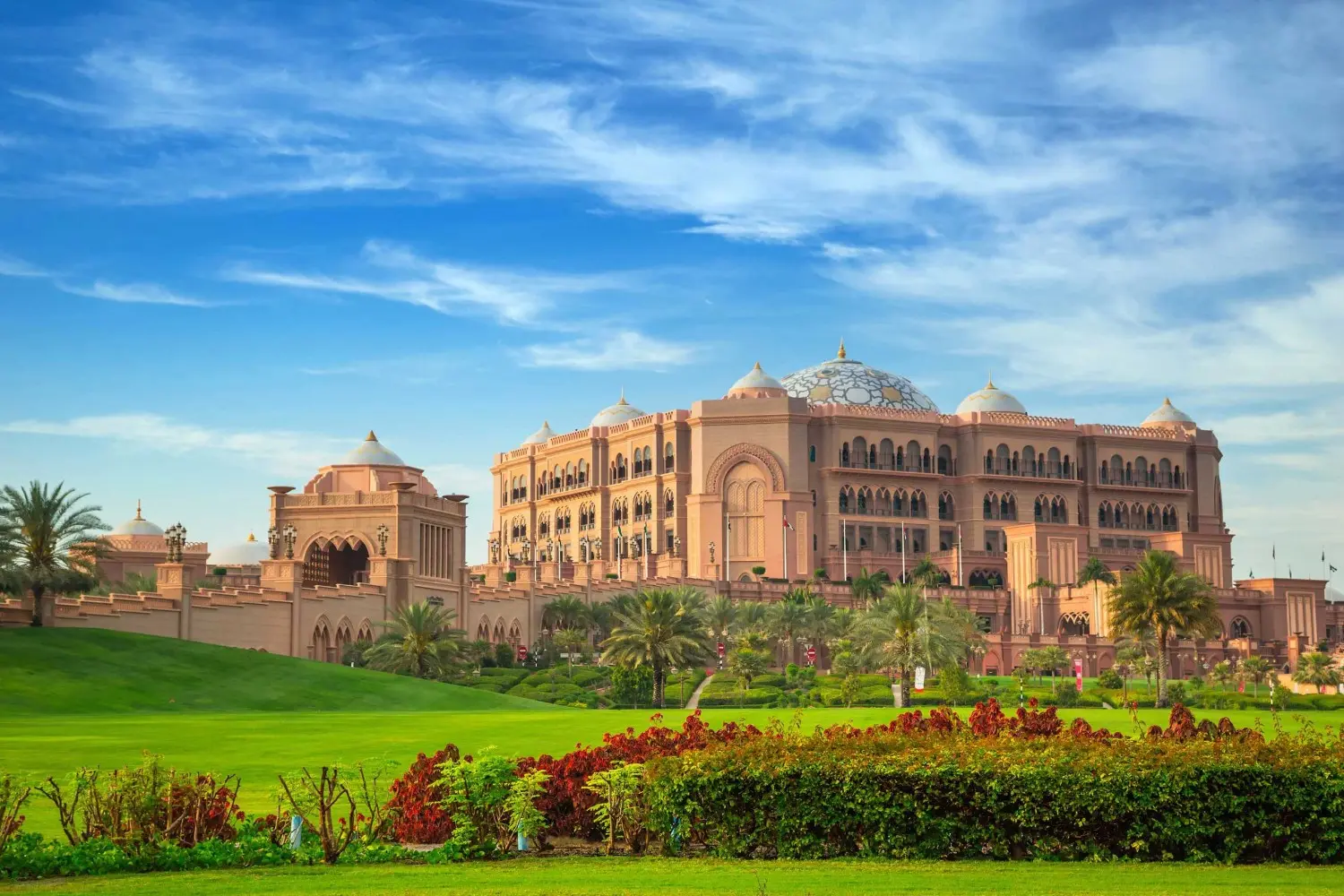 Abu Dhabi Iconic Places Tour