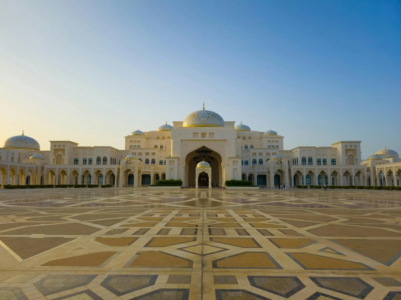 Abu Dhabi 2 Kişilik İkonik Yerler Turu