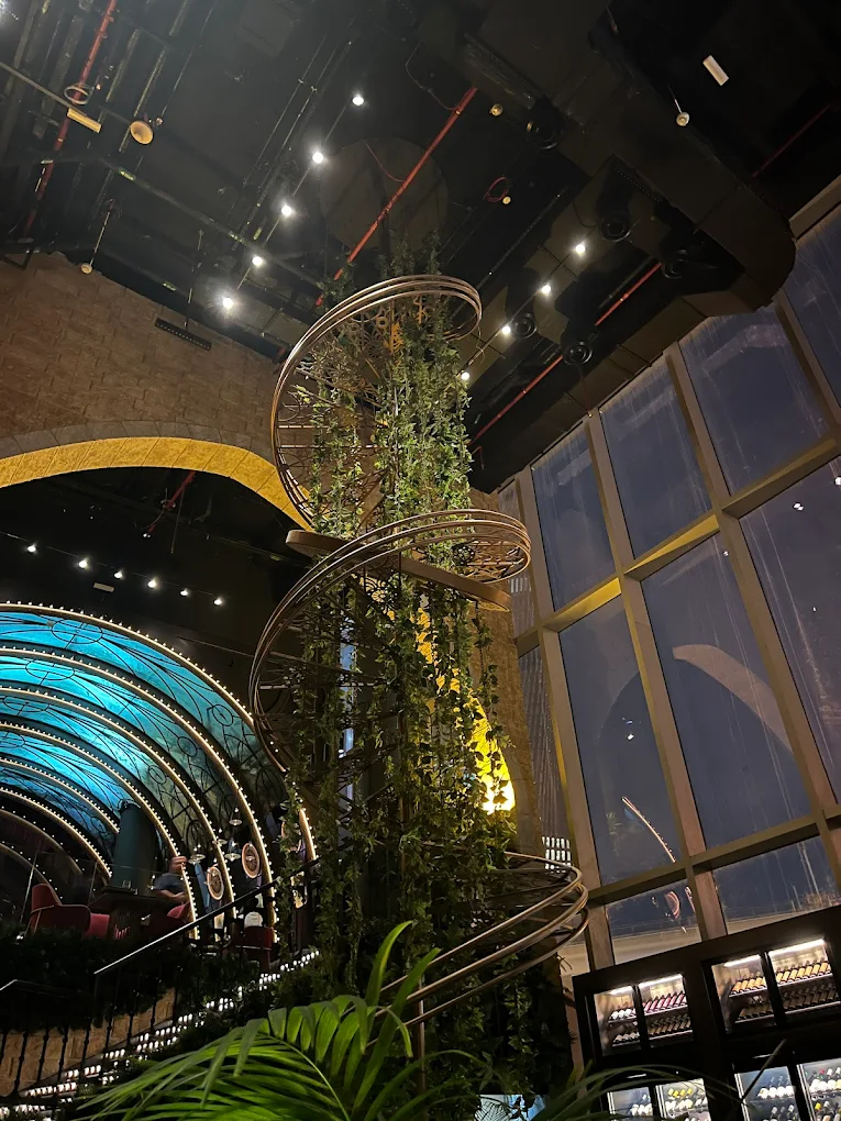 Amelia Lounge