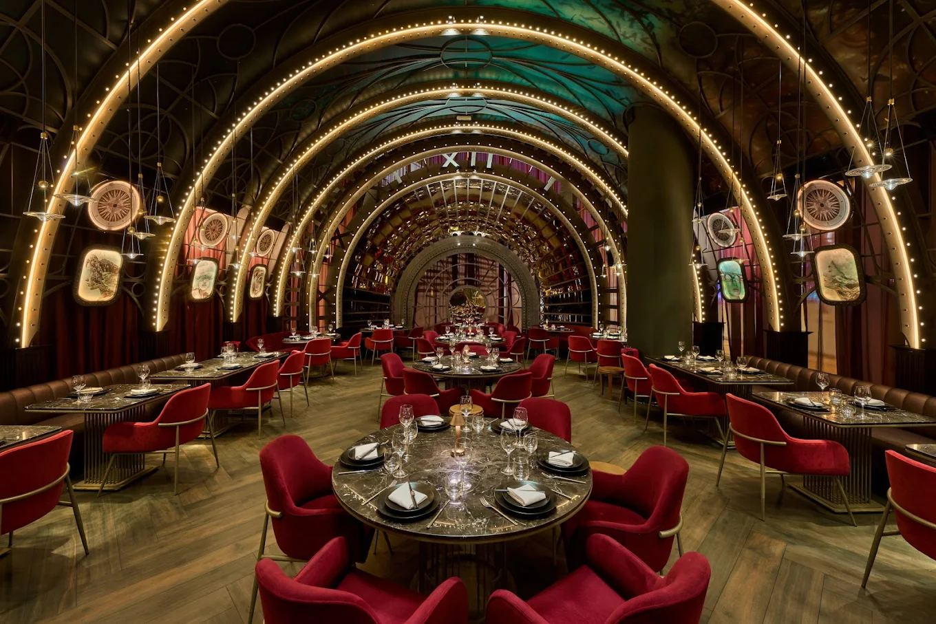 Amelia Lounge
