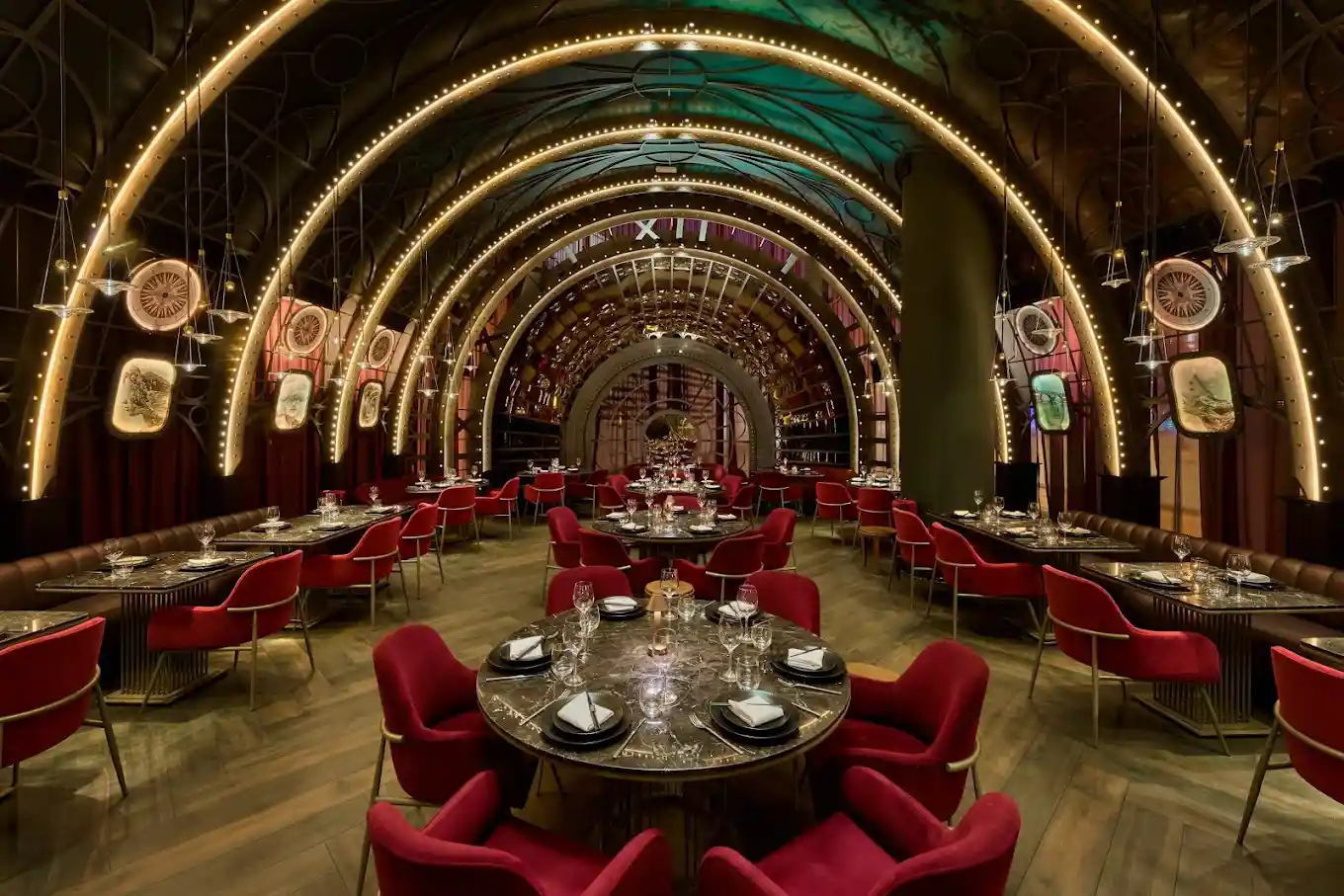 Amelia Lounge